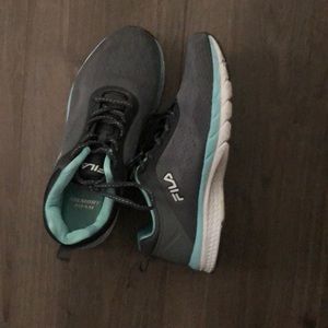 Fila shoes with memory foam